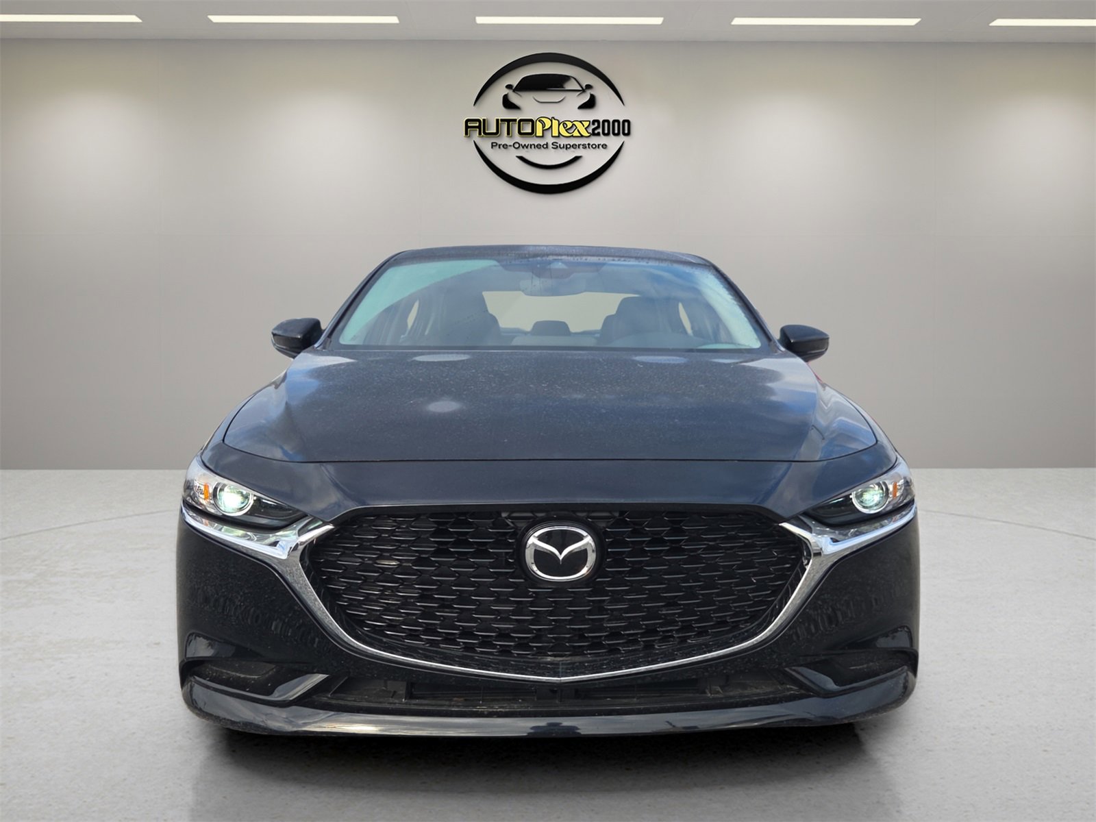 Used 2023 MAZDA MAZDA3 s image 2