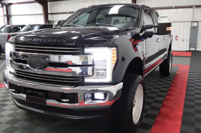 Used 2017 Ford F250 King Ranch w/ King Ranch Ultimate Package AWD/4WD image 26