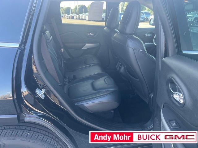 Used 2018 Jeep Cherokee Overland AWD/4WD image 37