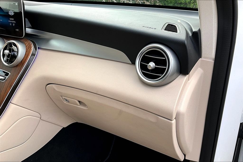 Used 2022 Mercedes-Benz GLC 300 w/ Premium Package Lite image 21