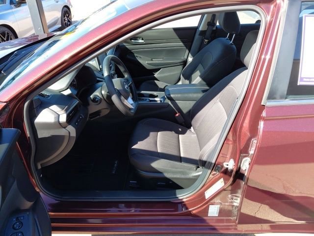 Used 2025 Nissan Altima 2.5 SV image 23