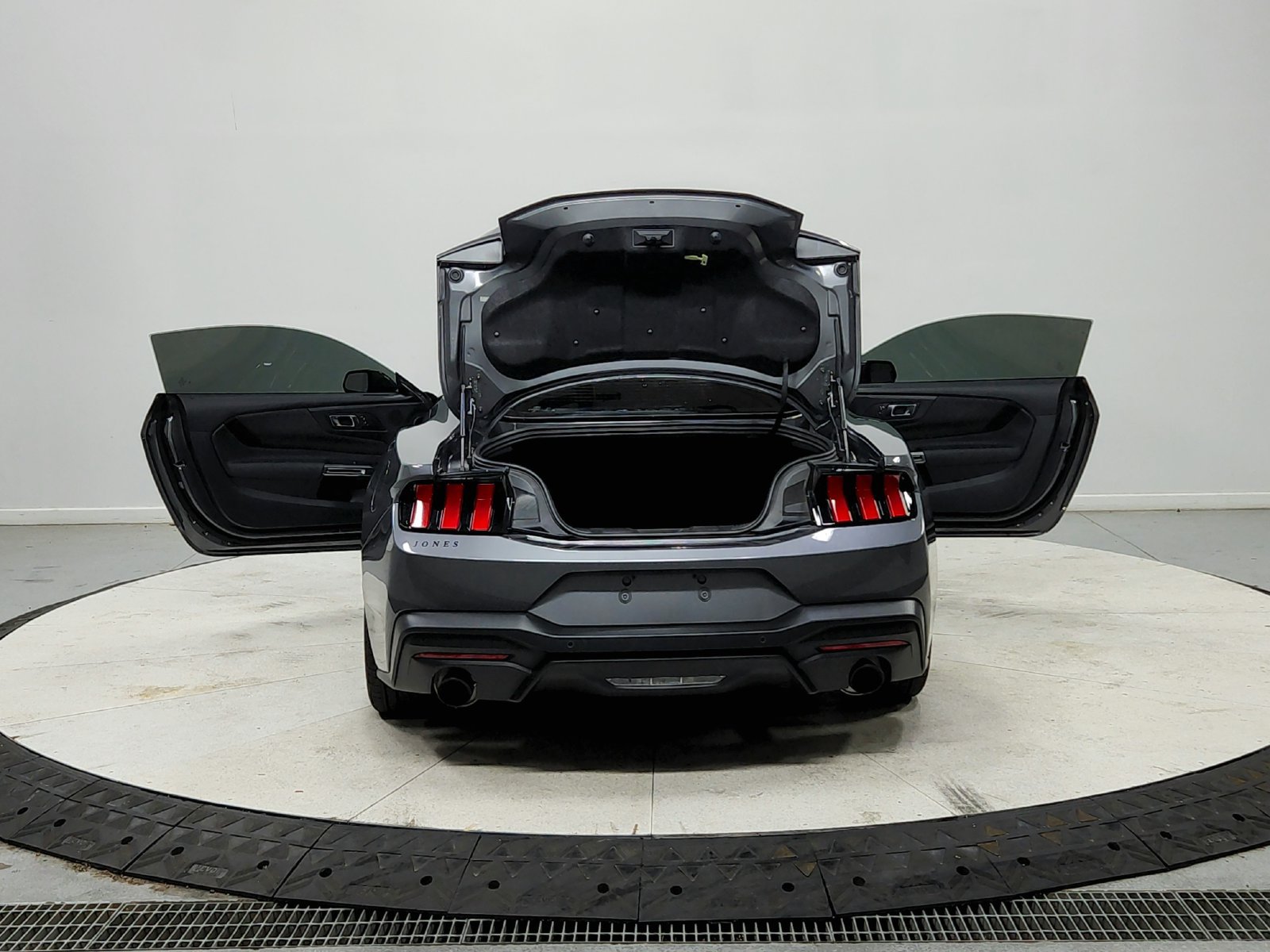 Used 2026 Ford Mustang GT RWD image 15