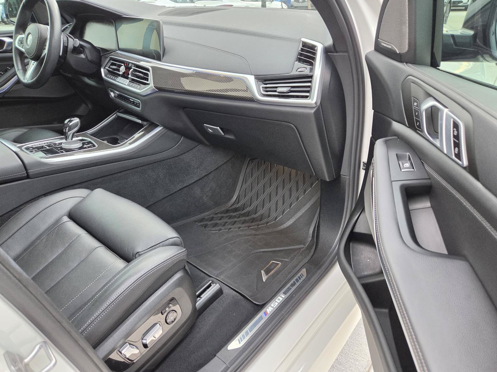 Used 2021 BMW X5 M50i w/ Premium Package AWD/4WD image 8