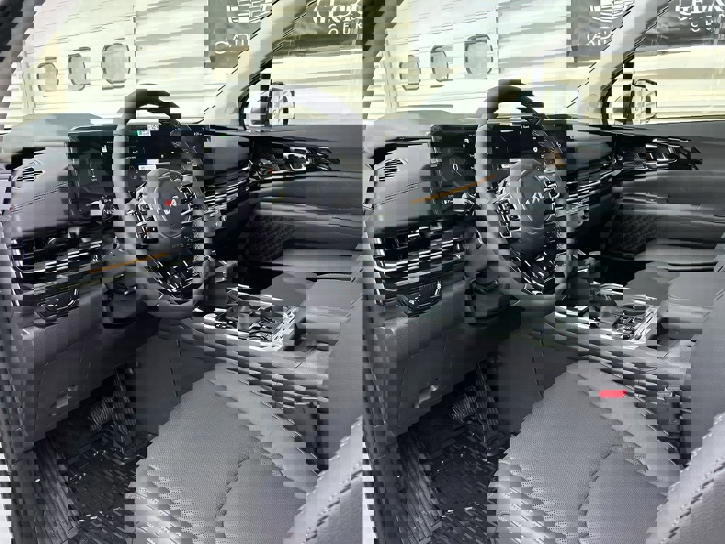 New 2026 Kia Carnival SX Prestige image 9