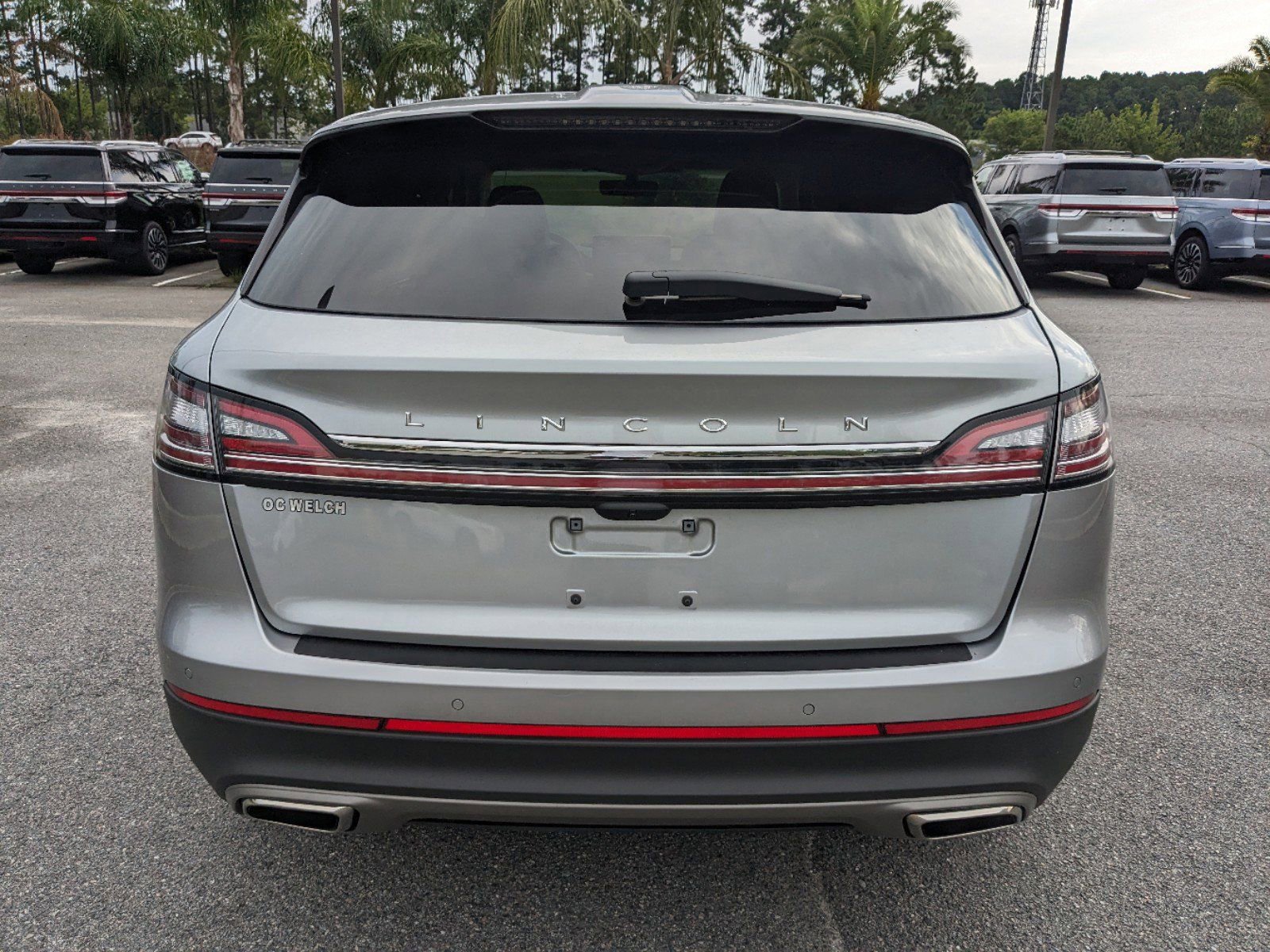 Certified 2023 Lincoln Nautilus Reserve w/ Equipment Group 202A image 6