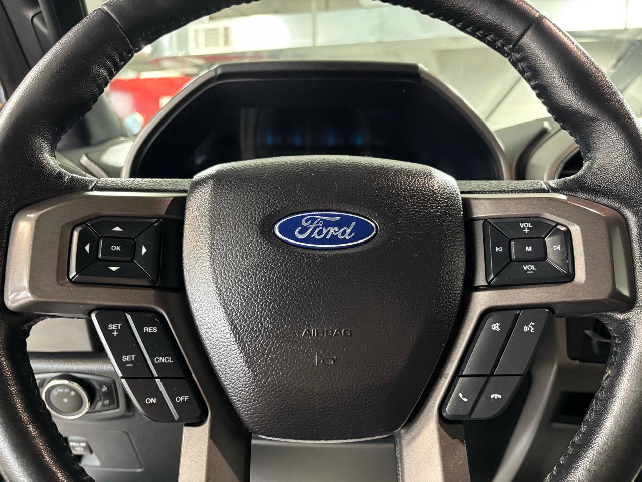 Used 2019 Ford Expedition Max XLT AWD/4WD image 28