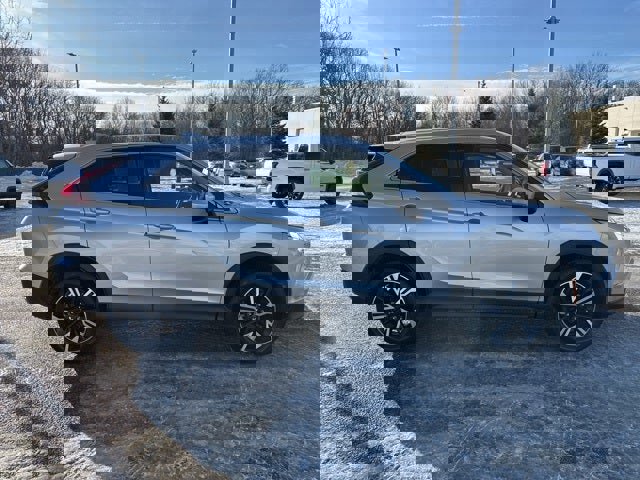 Used 2024 Mitsubishi Eclipse Cross SE image 11