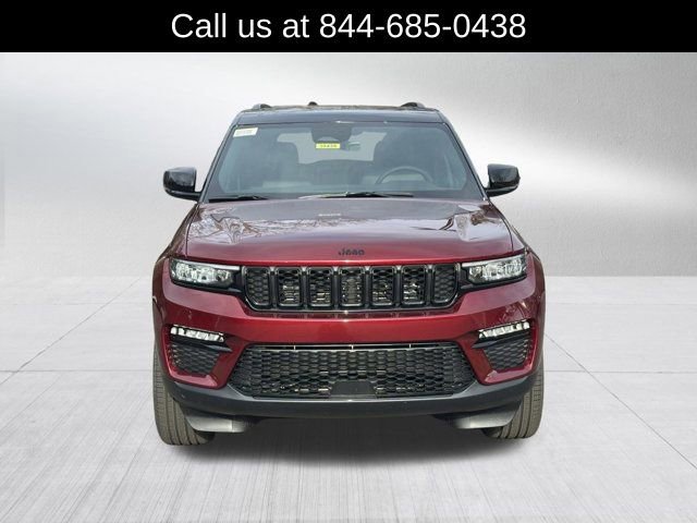 New 2025 Jeep Grand Cherokee Limited w/ Trailer Tow Package image 2