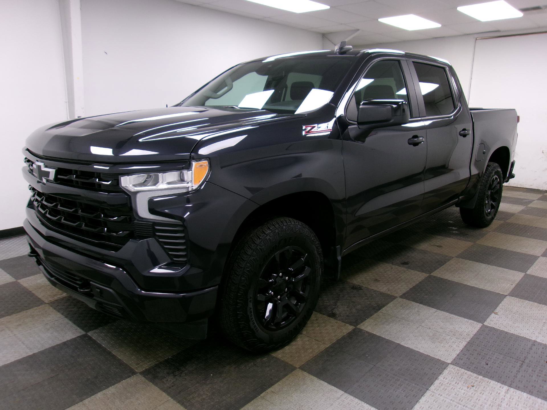 Certified 2024 Chevrolet Silverado 1500 RST w/ Z71 Off-Road Package AWD/4WD image 1