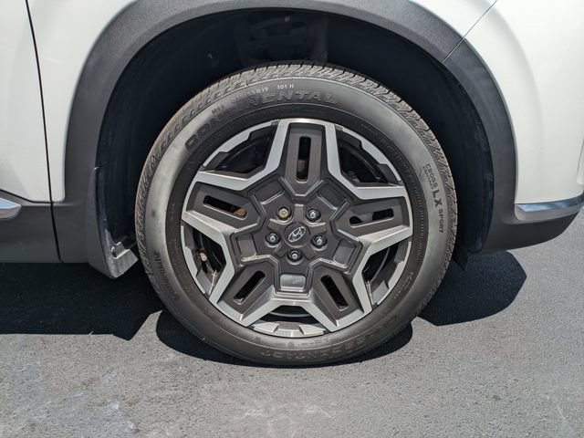 Certified 2023 Hyundai Santa Fe SEL Premium AWD/4WD image 11