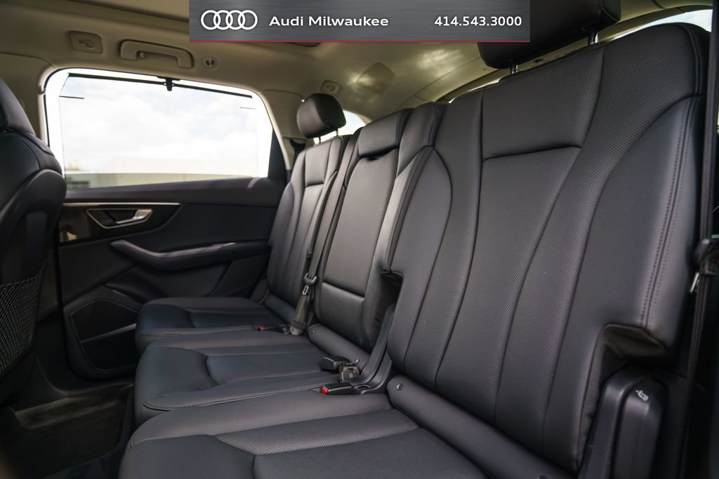 Used 2023 Audi Q7 3.0T Prestige w/ Prestige Package AWD/4WD image 36