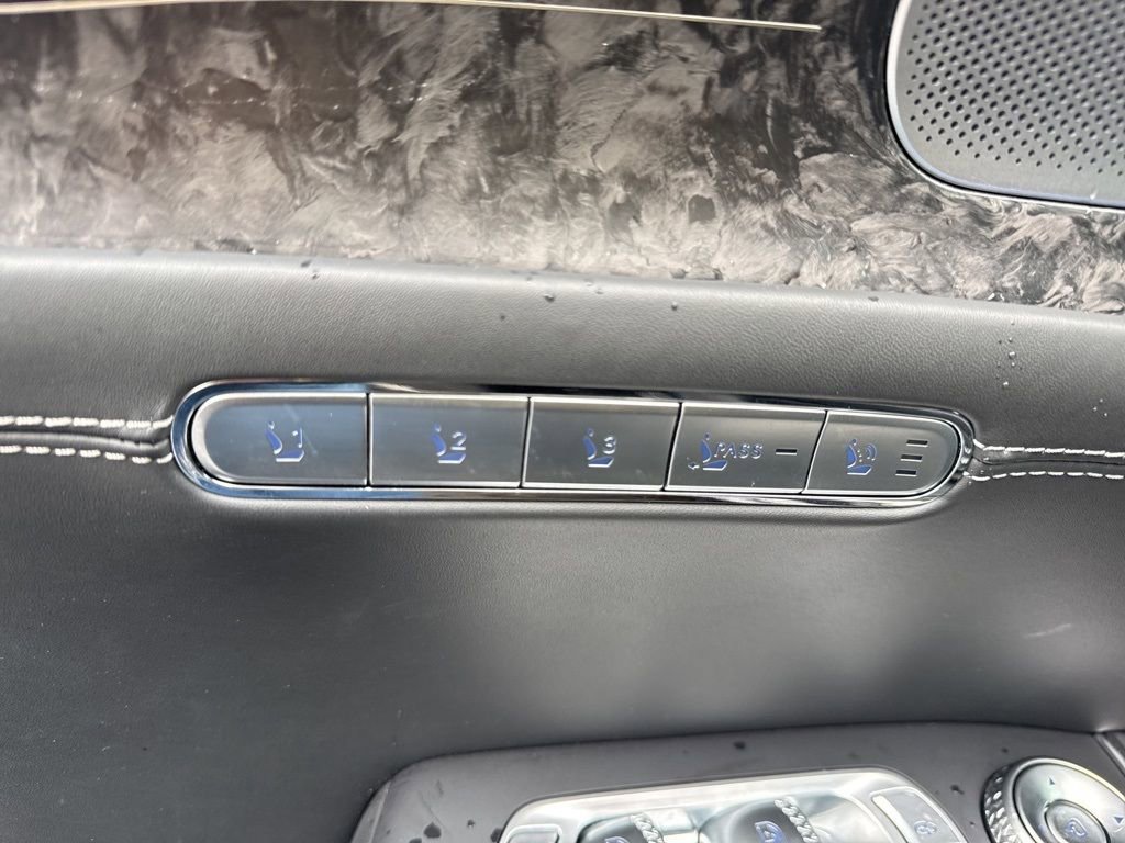 Used 2024 Genesis G90 3.5T AWD/4WD image 16