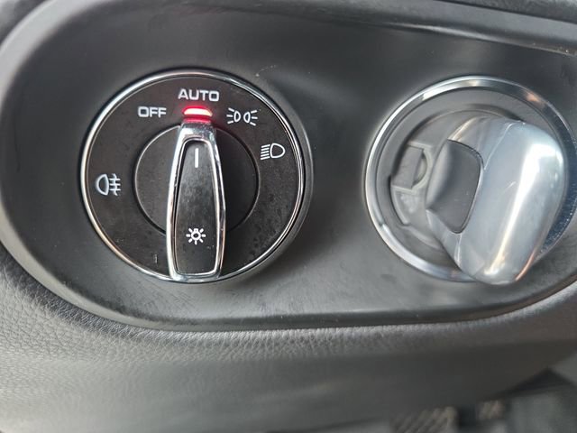 Used 2021 Porsche Macan S image 26