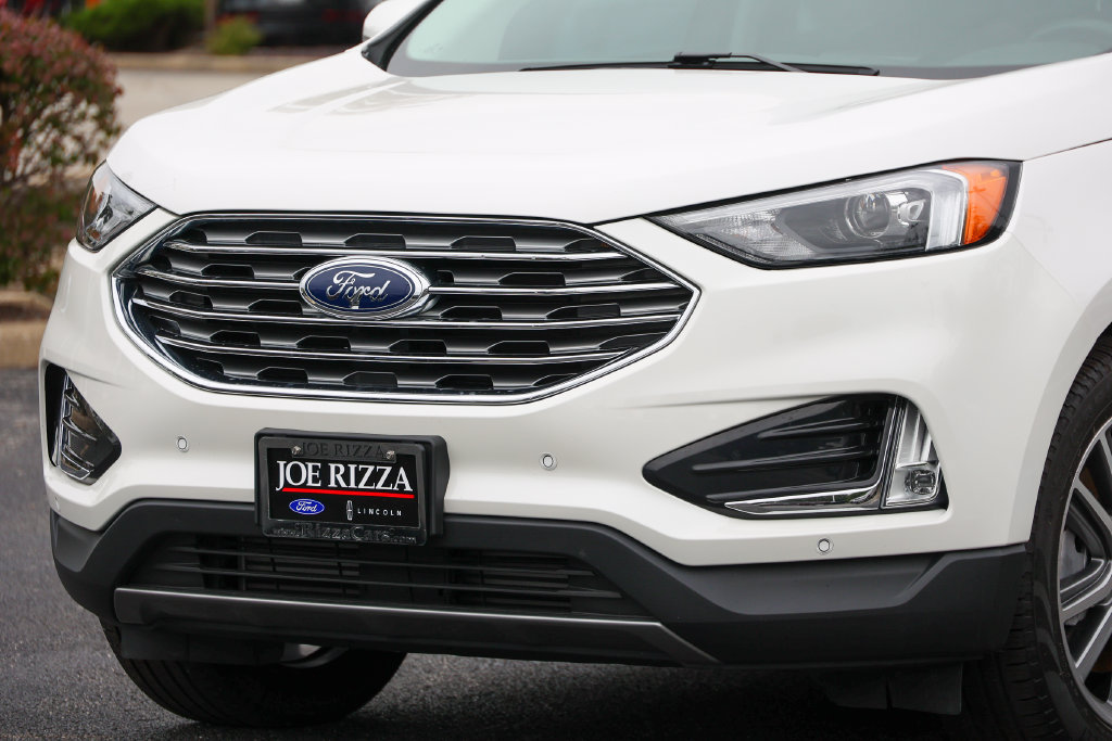Certified 2023 Ford Edge Titanium w/ Class II Trailer Tow Package AWD/4WD image 17