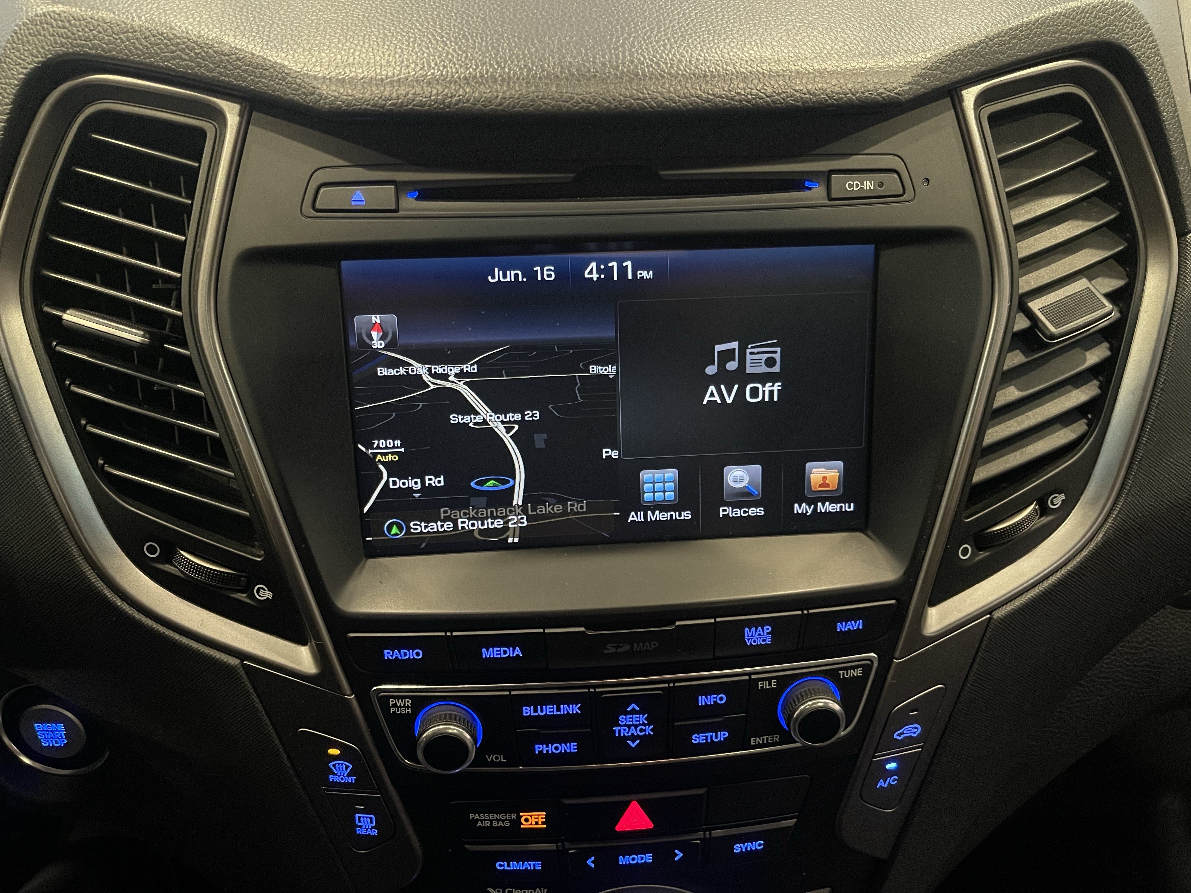 Used 2017 Hyundai Santa Fe Sport w/ 2.0T Ultimate Tech Package 05 AWD/4WD image 22