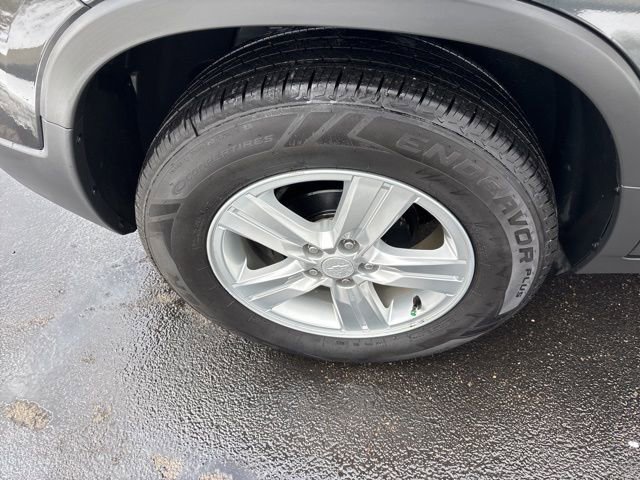 Used 2017 Chevrolet Trax LT w/ LT Convenience Package image 40