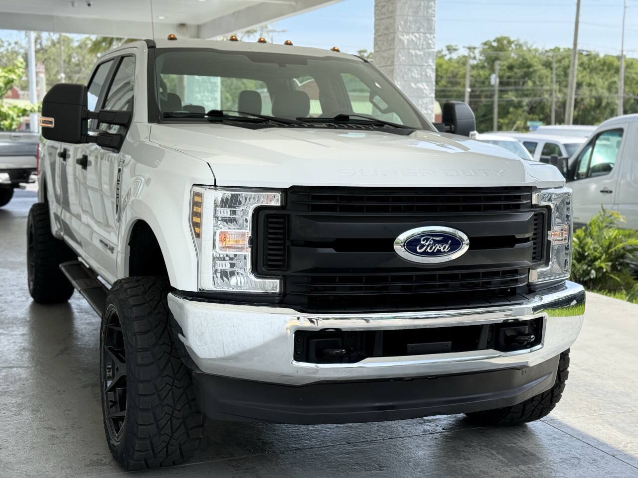 Used 2019 Ford F250 XL w/ Power Equipment Group AWD/4WD image 11