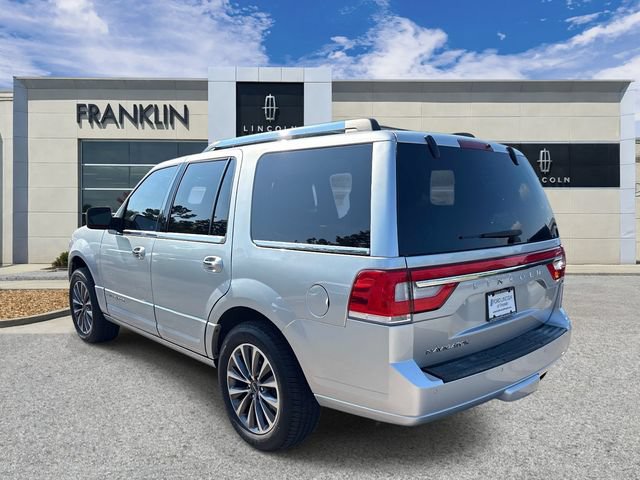 Used 2017 Lincoln Navigator Select AWD/4WD image 5