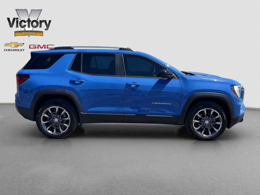 Used 2026 GMC Terrain Elevation w/ Elevation Premium Package AWD/4WD image 6