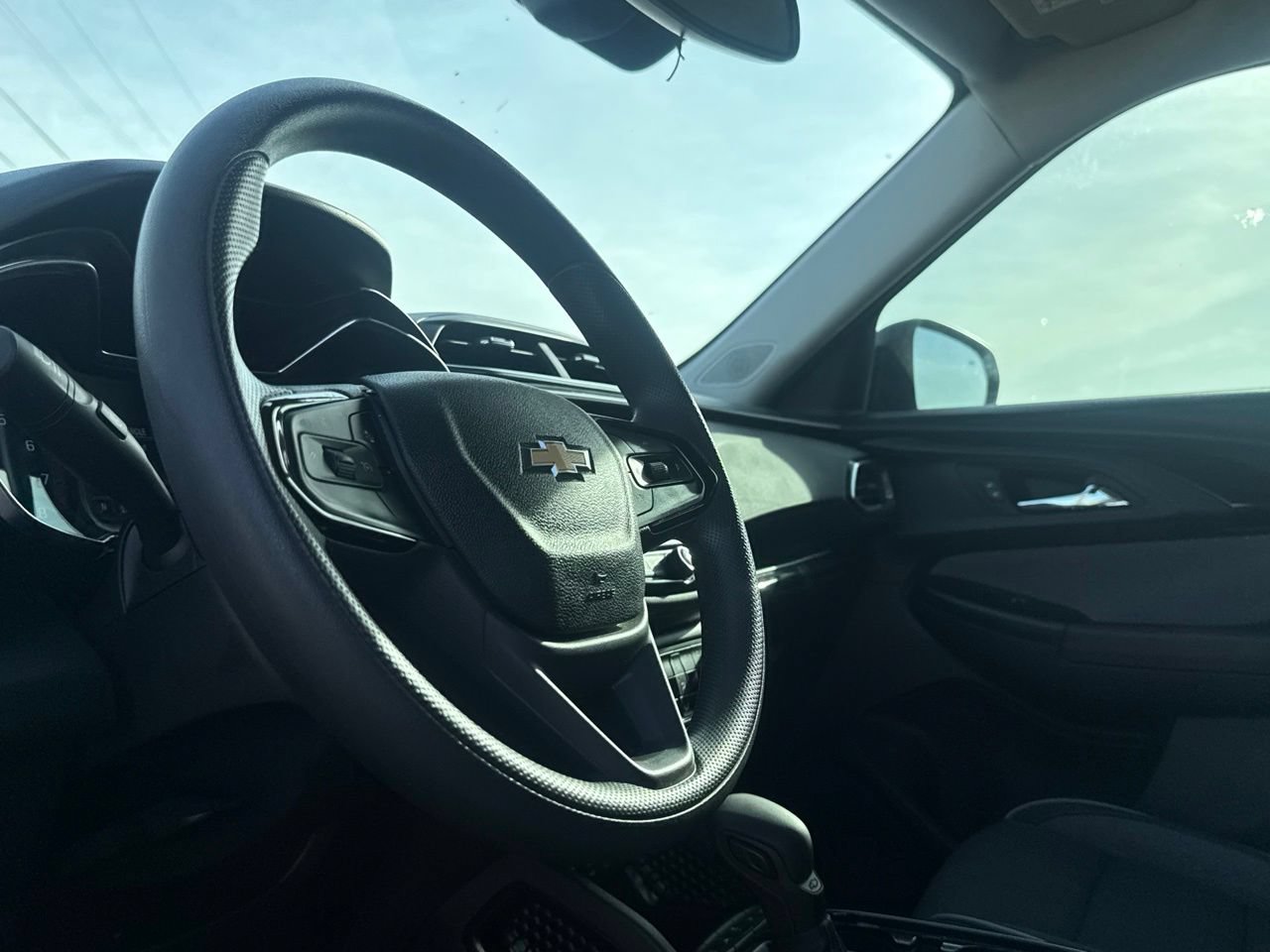 Used 2021 Chevrolet TrailBlazer LT w/ Convenience Package AWD/4WD image 38