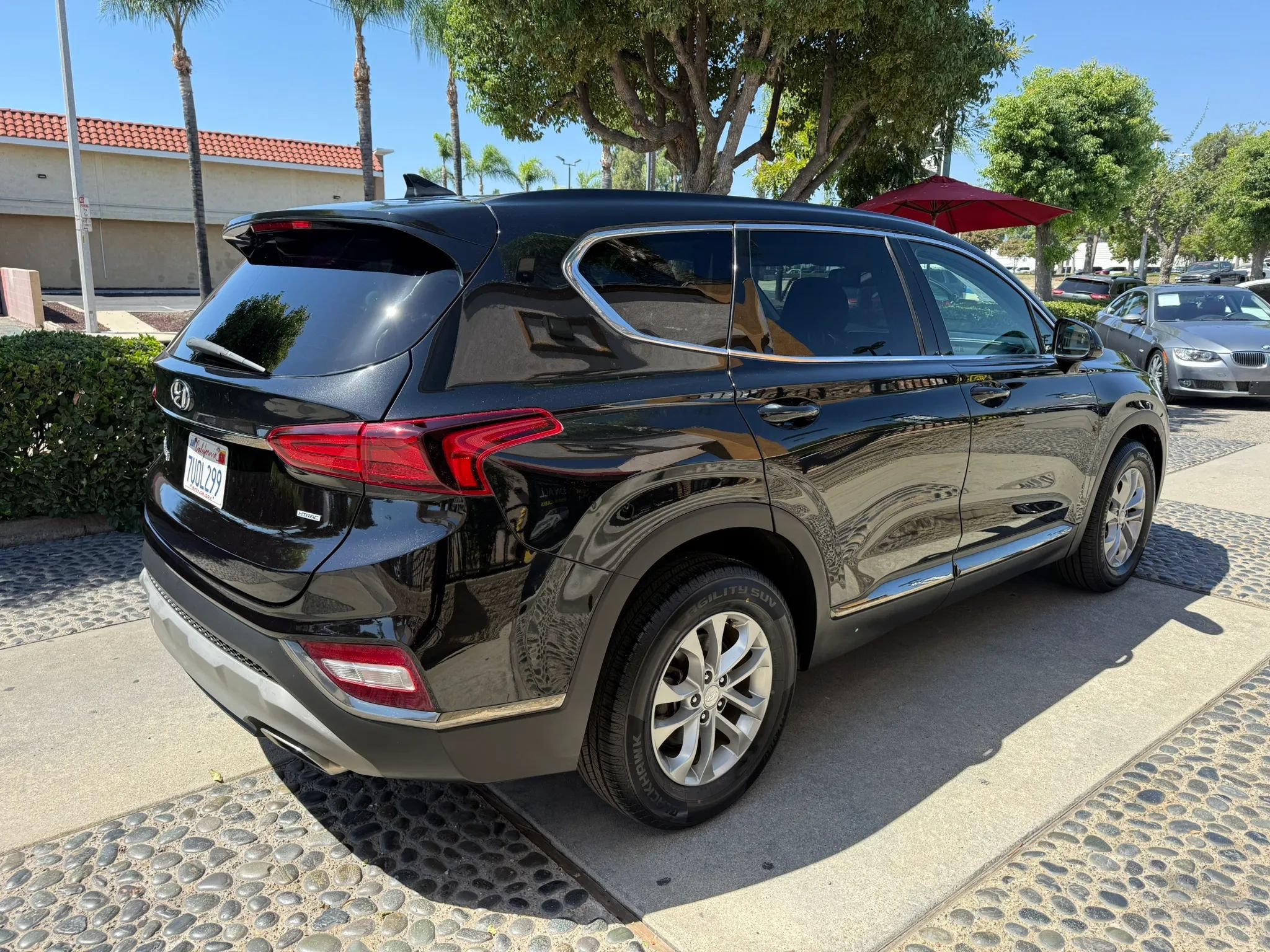 Used 2019 Hyundai Santa Fe SEL AWD/4WD image 5