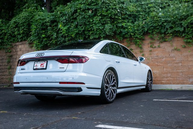 Used 2022 Audi A8 L 3.0T image 5