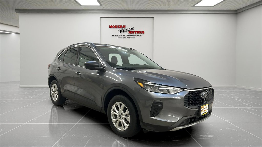Used 2024 Ford Escape Active w/ Tech Pack #1 image 1