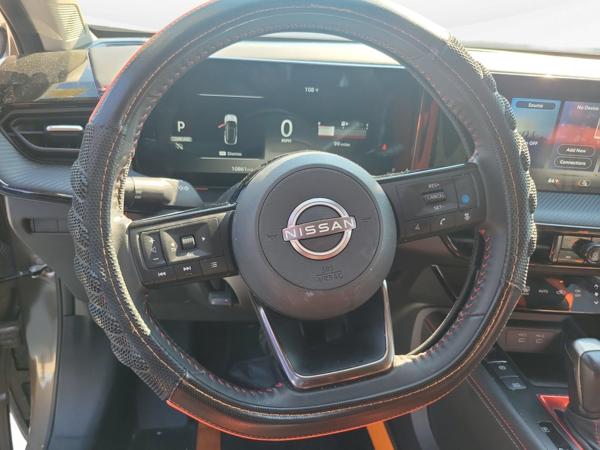 Used 2026 Nissan Kicks SR FWD image 12