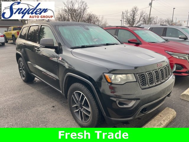 Used 2021 Jeep Grand Cherokee Trailhawk image 2