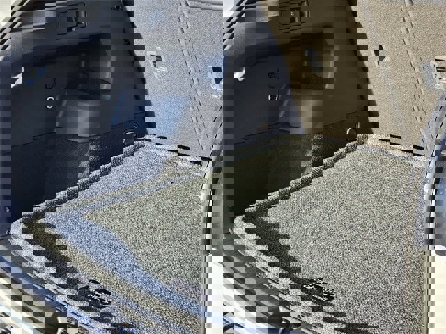 New 2026 Volkswagen Tiguan SE R-Line image 30