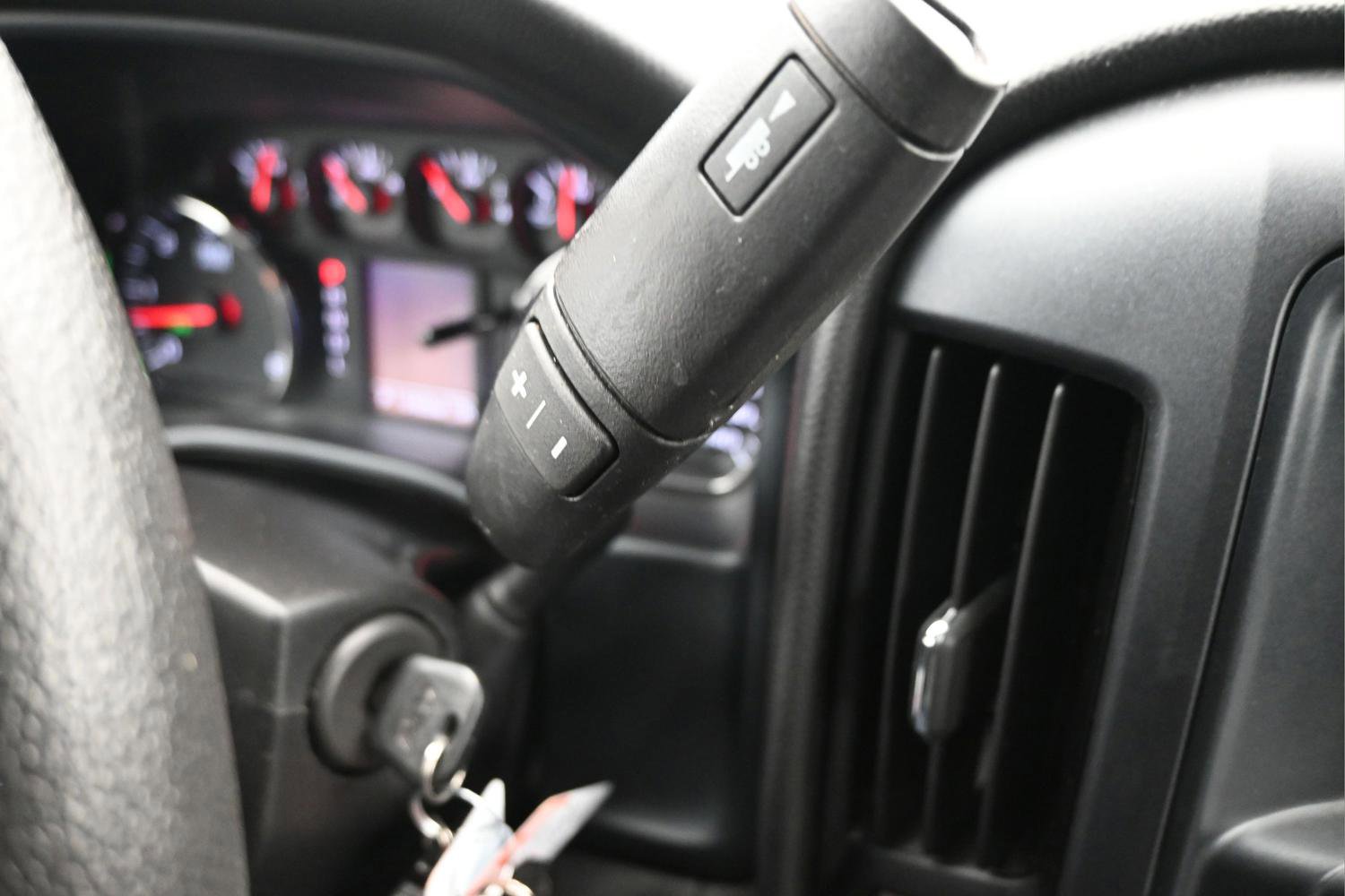 Used 2018 Chevrolet Silverado 1500 Custom w/ Custom Value Package image 13