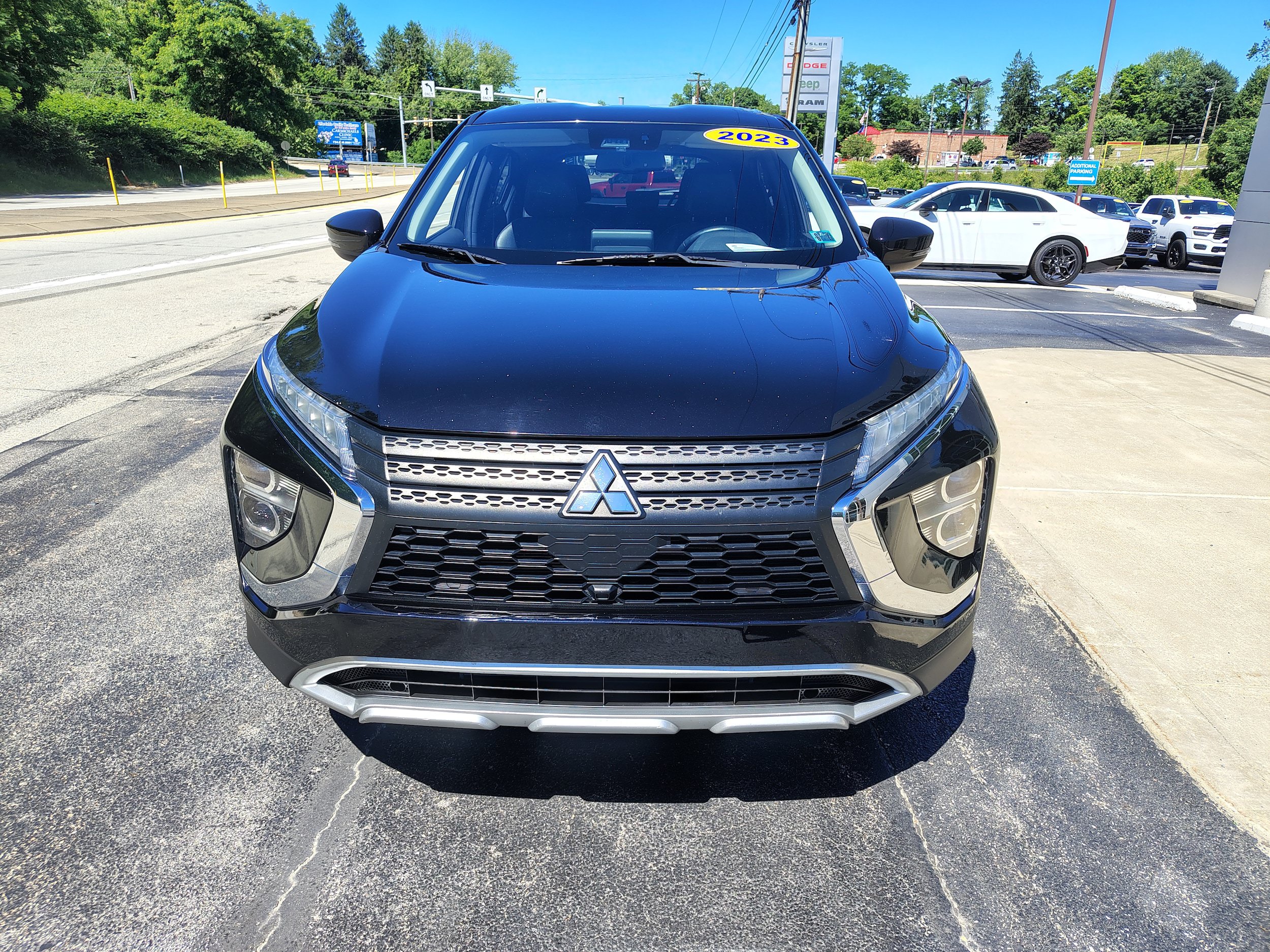 Used 2023 Mitsubishi Eclipse Cross SE AWD/4WD image 3
