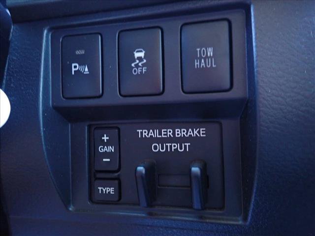 Used 2016 Toyota Tundra SR5 w/ TRD Off Road Package AWD/4WD image 22
