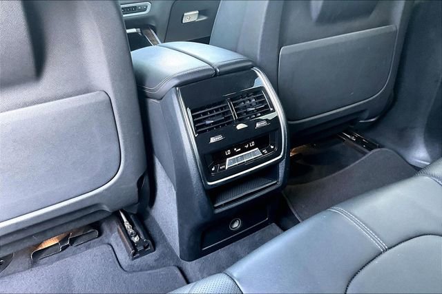 Used 2023 BMW X5 xDrive40i w/ Premium Package AWD/4WD image 13