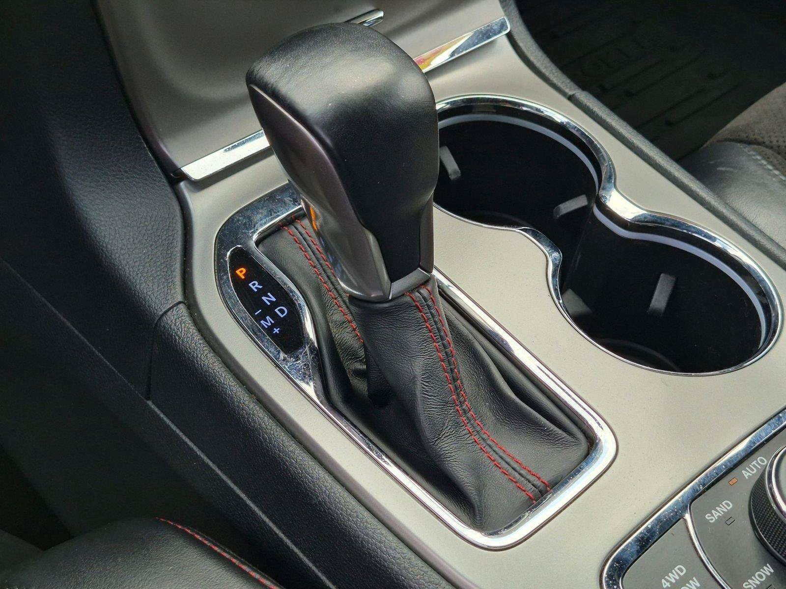 Used 2020 Jeep Grand Cherokee Trailhawk AWD/4WD image 32