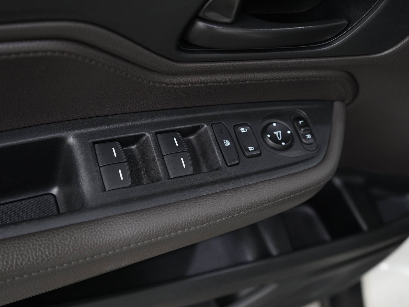 Used 2019 Honda Odyssey EX image 20
