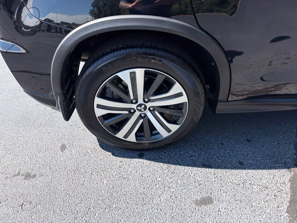 Used 2025 Mitsubishi Outlander Sport ES AWD/4WD image 12