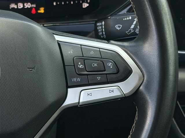 Used 2022 Volkswagen Taos SE FWD image 14