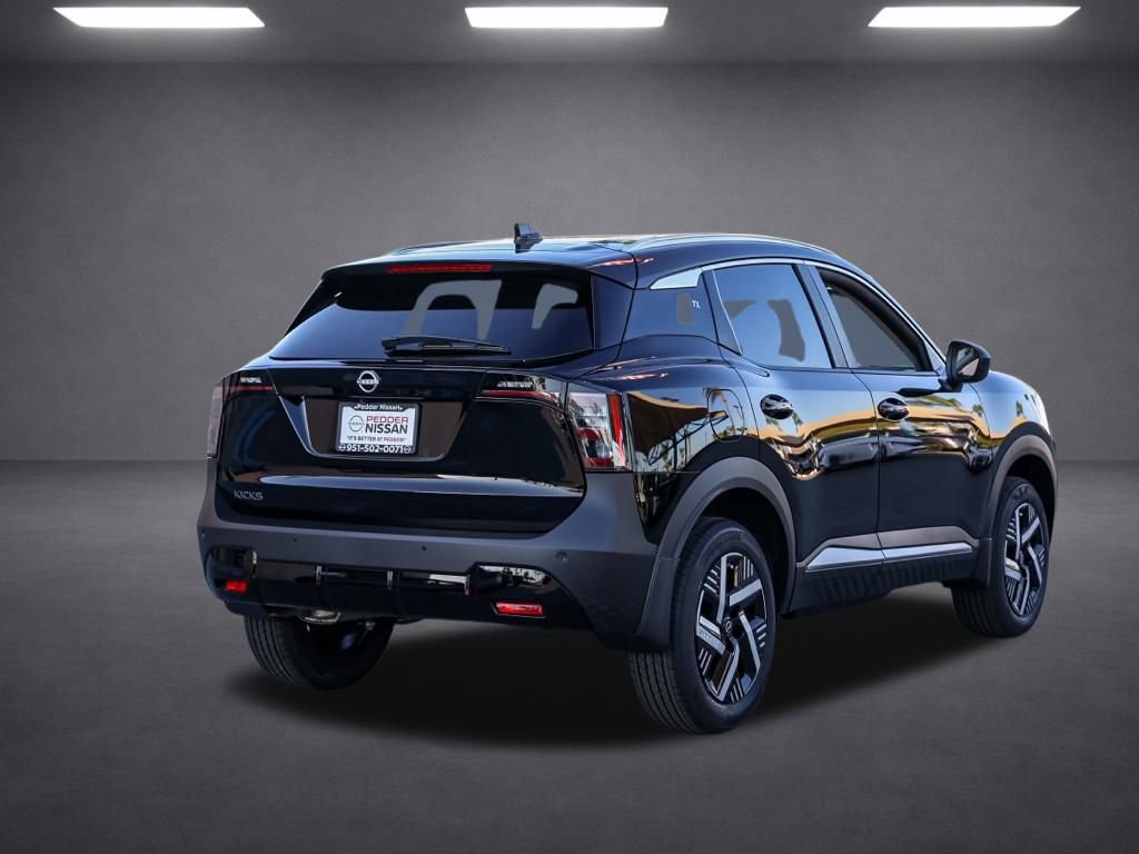 New 2026 Nissan Kicks SV image 4