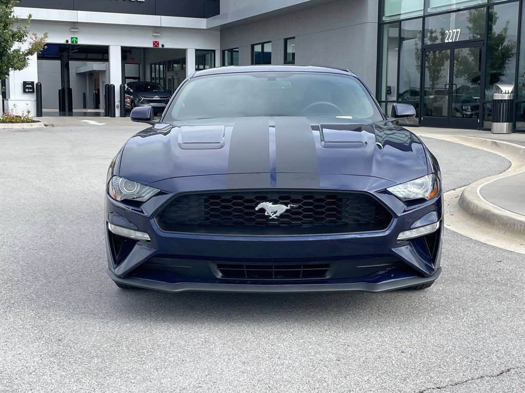 Used 2018 Ford Mustang Coupe RWD image 2