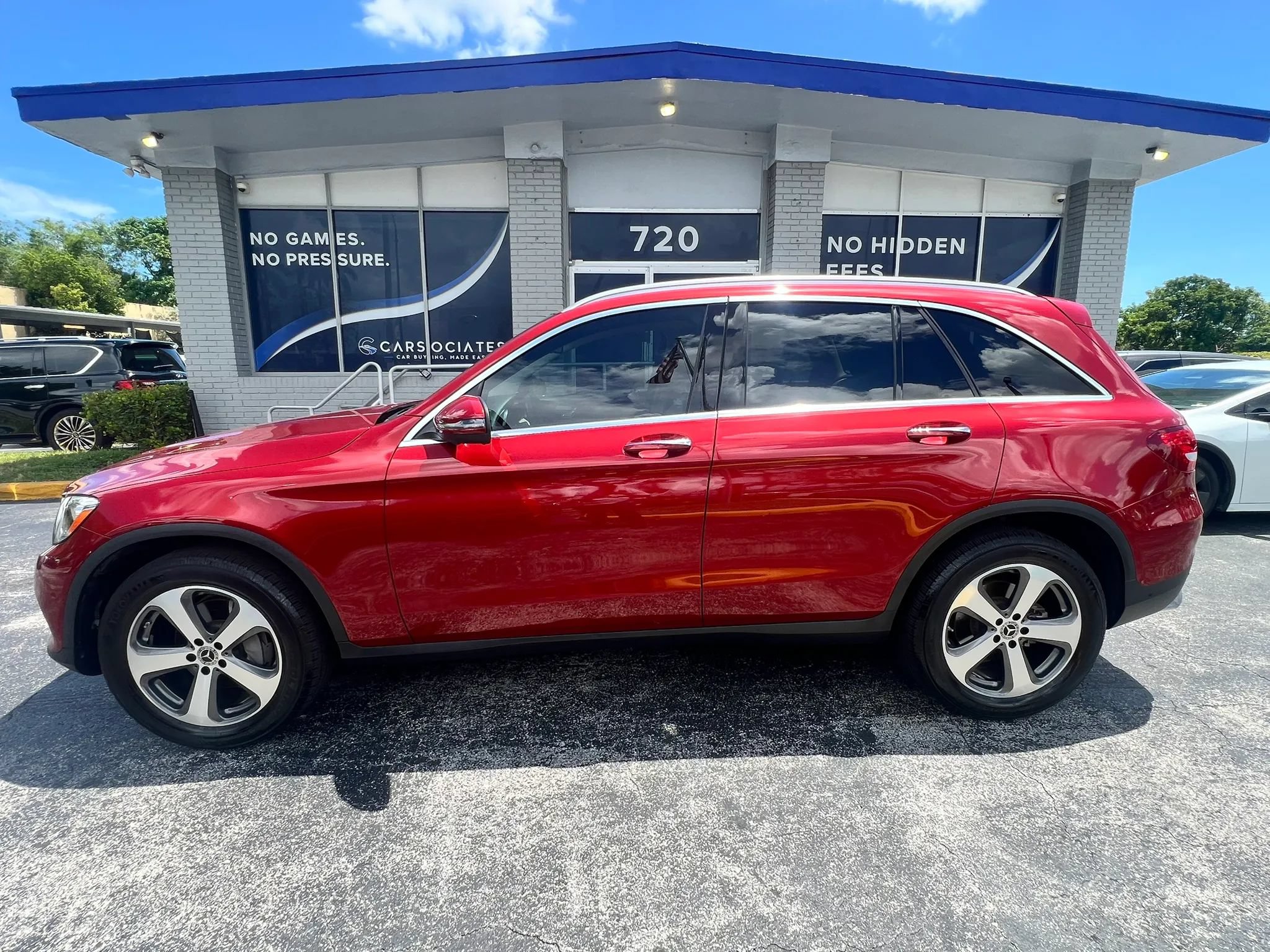 Used 2019 Mercedes-Benz GLC 300 image 9