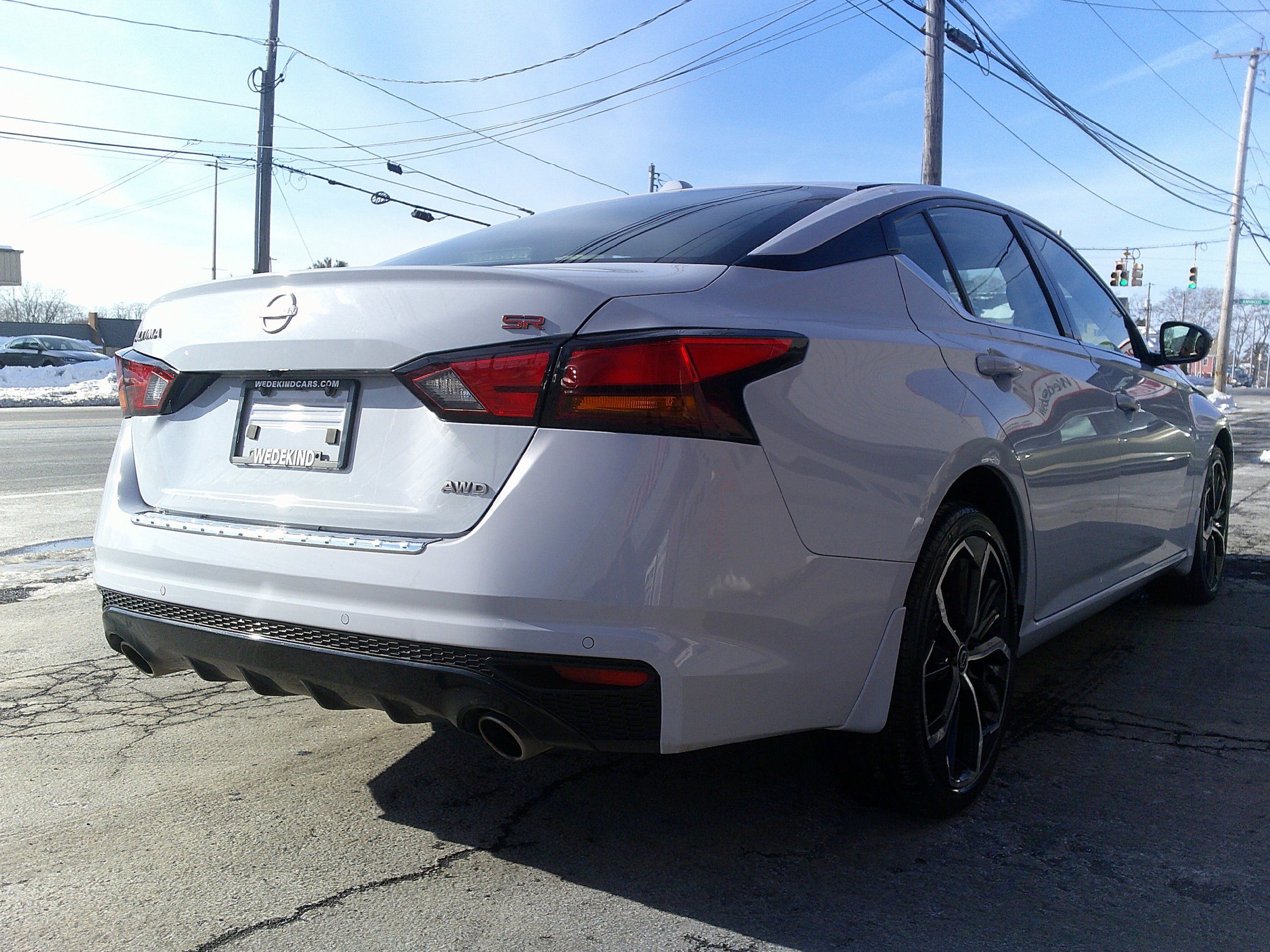 Used 2023 Nissan Altima 2.5 SR w/ SR Premium Package AWD/4WD image 12