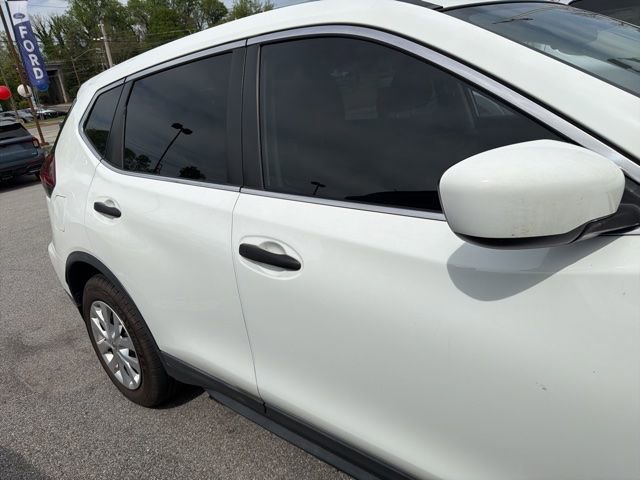 Used 2018 Nissan Rogue S image 8