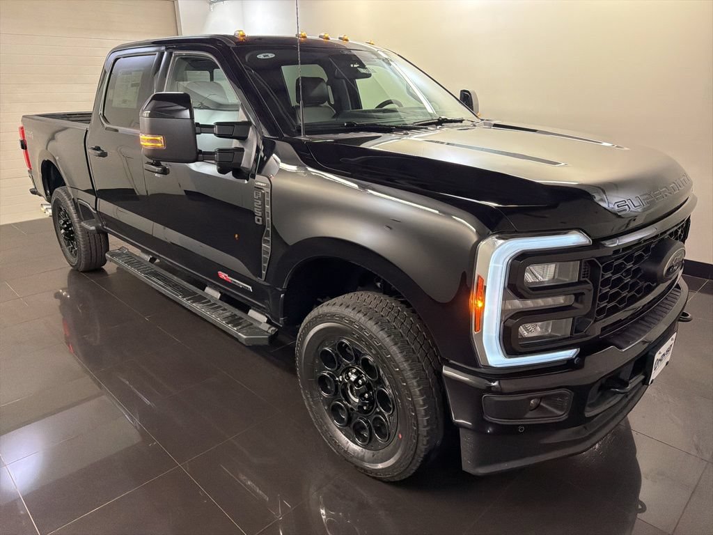 New 2026 Ford F250 Lariat w/ Black Appearance Package AWD/4WD image 1