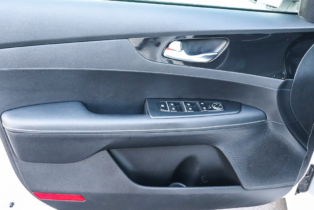 Used 2022 Kia Forte GT-Line FWD image 23