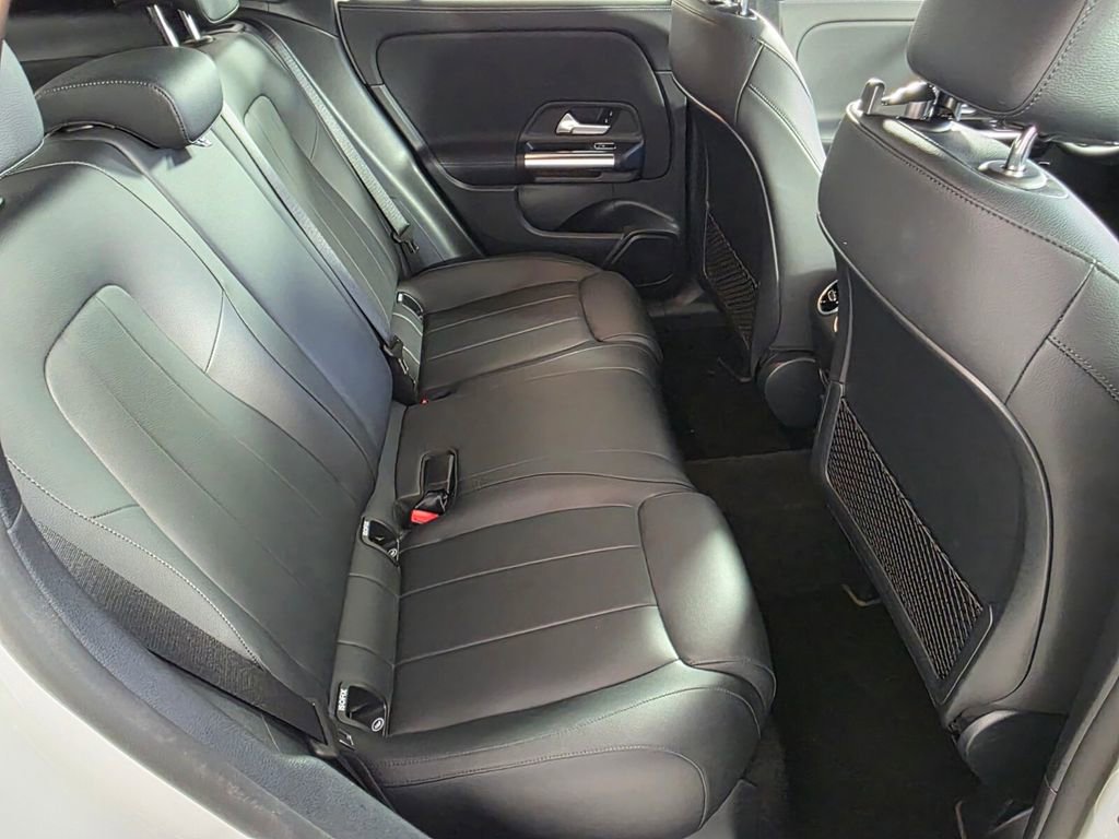 Certified 2022 Mercedes-Benz GLA 250 image 25