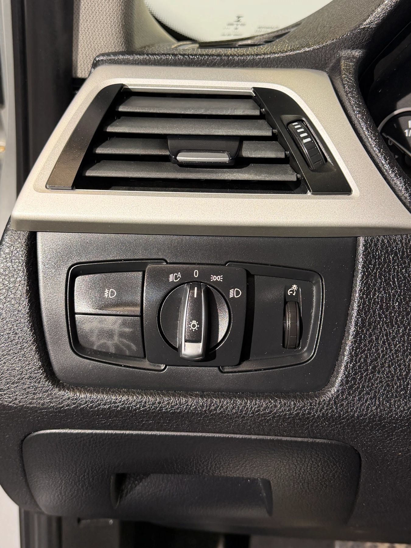 Used 2012 BMW 328i Sedan RWD image 15