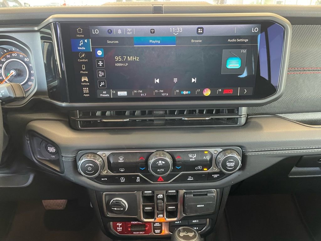 Used 2025 Jeep Wrangler Unlimited Rubicon image 15