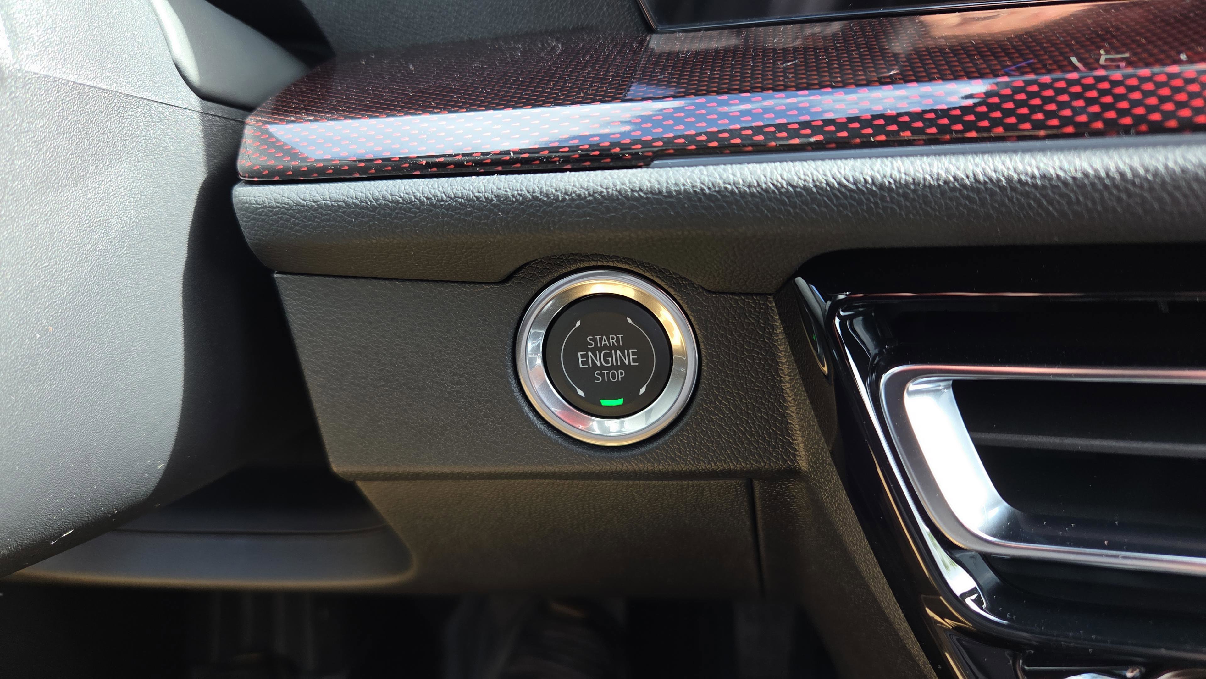 New 2026 Chevrolet Traverse RS w/ LPO, Floor Liner Package image 23