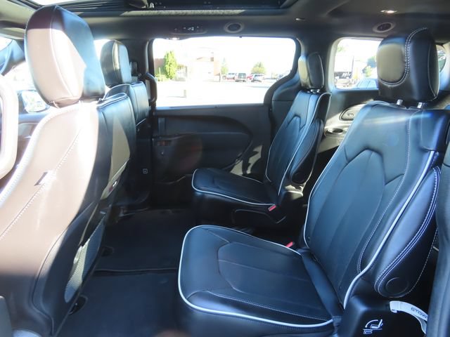 Used 2026 Chrysler Pacifica Limited w/ S Appearance Package AWD/4WD image 23